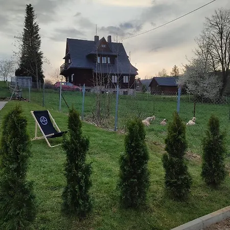 Hajnowka Villa *