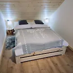 Hajnowka Apartman *