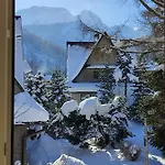 Hajnowka Apartman *