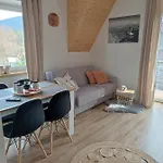 Hajnowka Apartman *